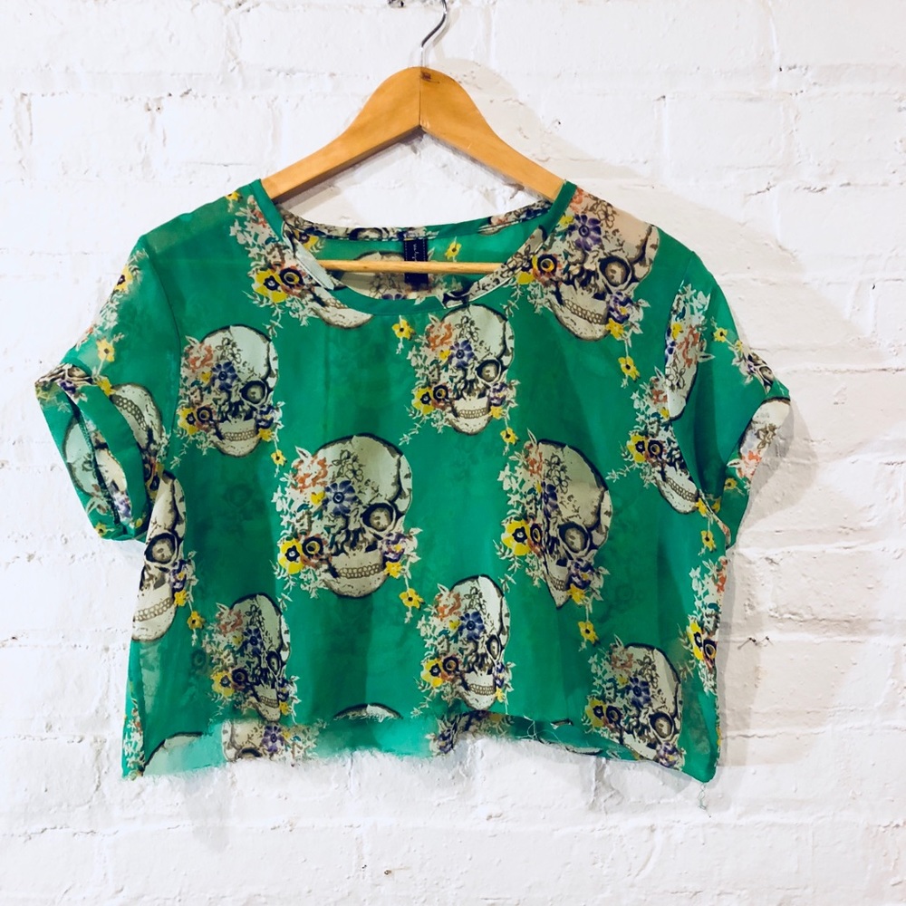 Frayed Chic Crop Top